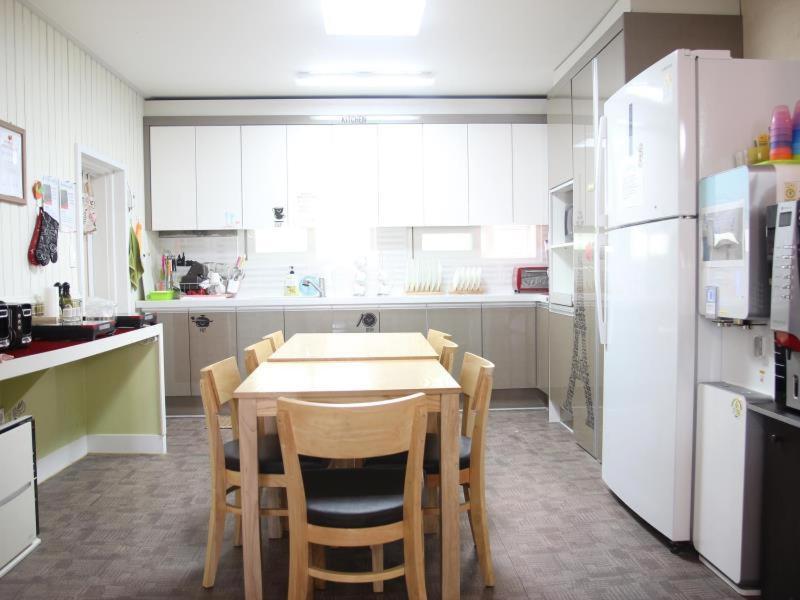 Guesthouse 710 In Haeundae Busan Buitenkant foto
