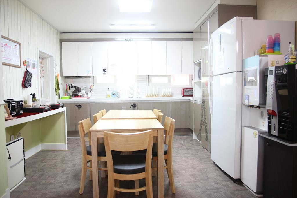 Guesthouse 710 In Haeundae Busan Buitenkant foto